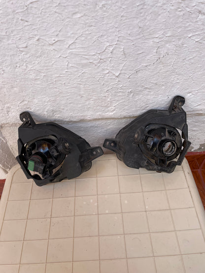 Neblineros Mazda 2 con Bases